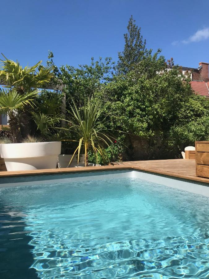 Aux Remparts De Montreuil Bed & Breakfast Montreuil  ภายนอก รูปภาพ